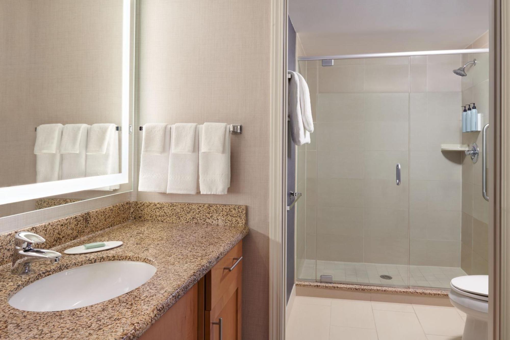 By Marriott Airport 4* Calgary